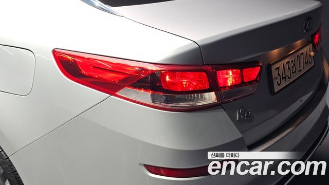 Kia K5 2019 — photo 9