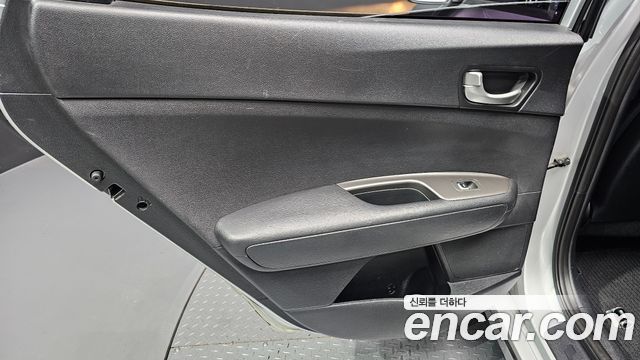 Kia K5 2019 — photo 15