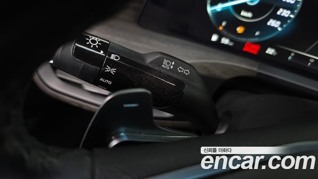 Kia K8 2023 — photo 27