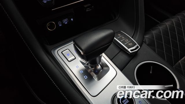 Genesis G70 2018 — photo 12