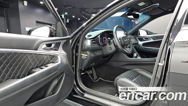 Genesis G70 2018 — photo 13