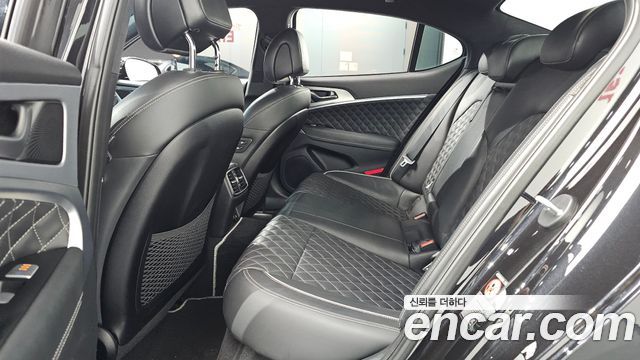 Genesis G70 2018 — photo 18