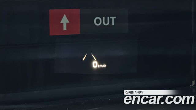 Genesis G70 2018 — photo 26