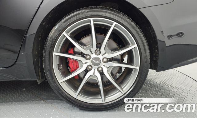 Genesis G70 2018 — photo 7