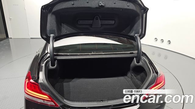 Genesis G70 2018 — photo 35