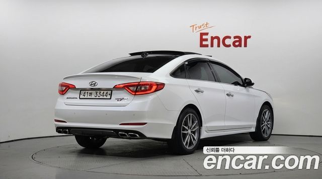 Hyundai Sonata 2015 — photo 2