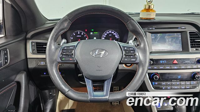 Hyundai Sonata 2015 — photo 13