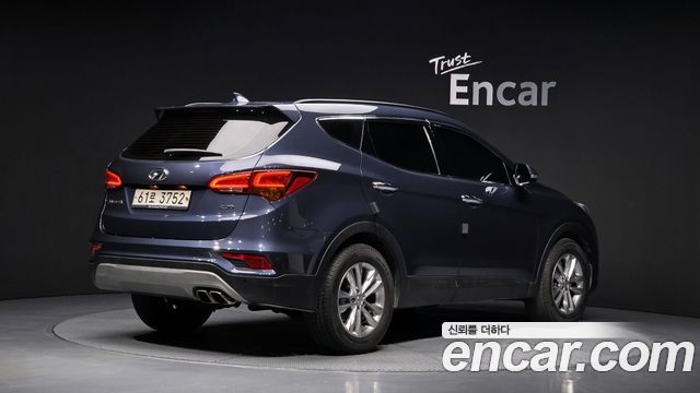 Hyundai Santafe 2018 — photo 2