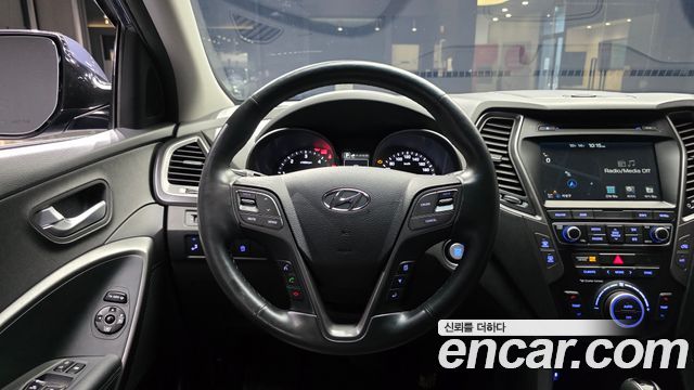 Hyundai Santafe 2018 — photo 14