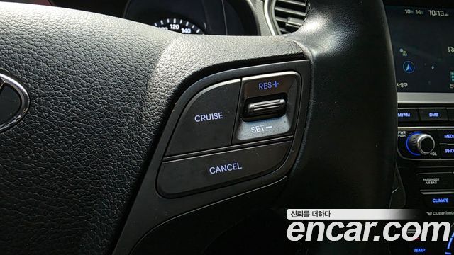 Hyundai Santafe 2018 — photo 16