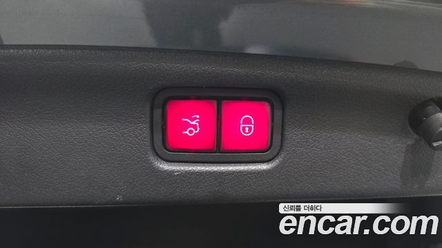 Mercedes-Benz C-Class 2022 — photo 30