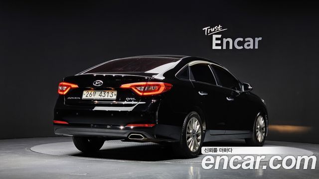 Hyundai Sonata 2015 — photo 2