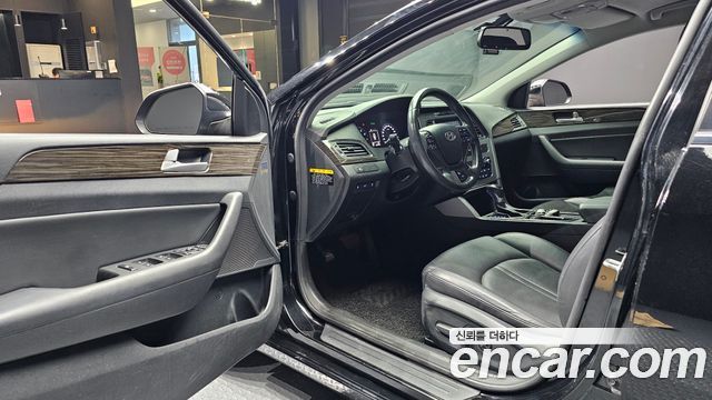 Hyundai Sonata 2015 — photo 13