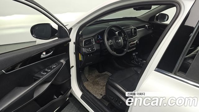 Kia Sorento 2018 — photo 10