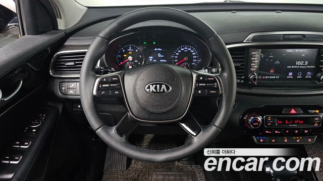Kia Sorento 2018 — photo 13