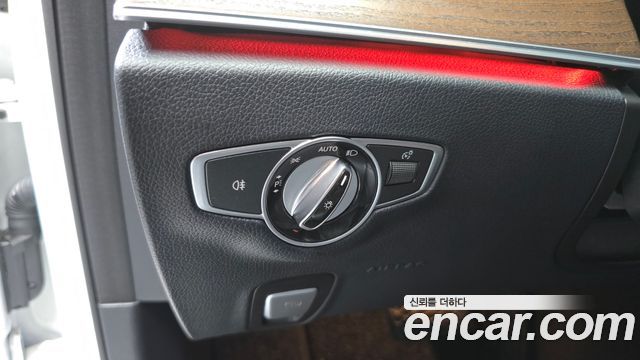 Mercedes-Benz E-Class 2018 — photo 27