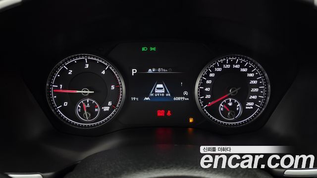 Hyundai Santafe 2023 — photo 11