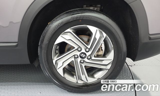 Hyundai Santafe 2023 — photo 7