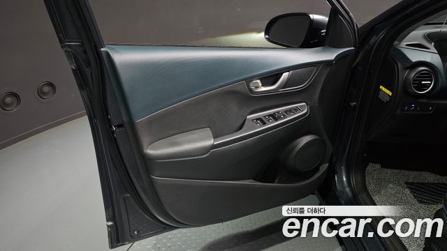Hyundai Kona 2018 — photo 14