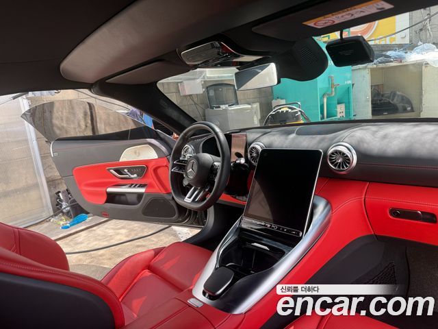Mercedes-Benz SL-Class 2025 — photo 12