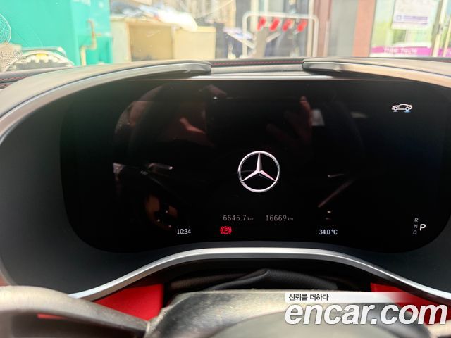 Mercedes-Benz SL-Class 2025 — photo 16