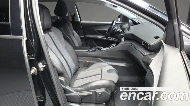 Peugeot 3008 2019 — photo 11