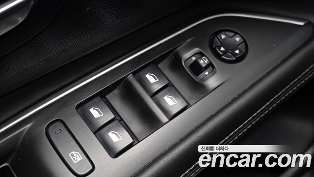 Peugeot 3008 2019 — photo 19