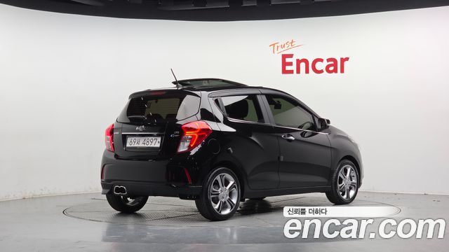 Chevrolet Korea Spark 2017 — photo 2