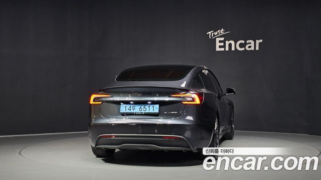Tesla Model 3 2025 — photo 4