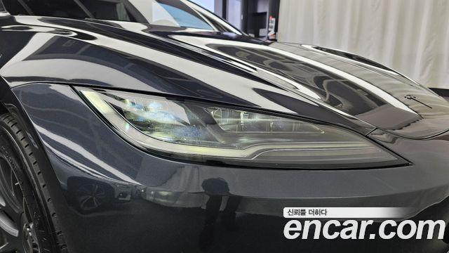 Tesla Model 3 2025 — photo 8
