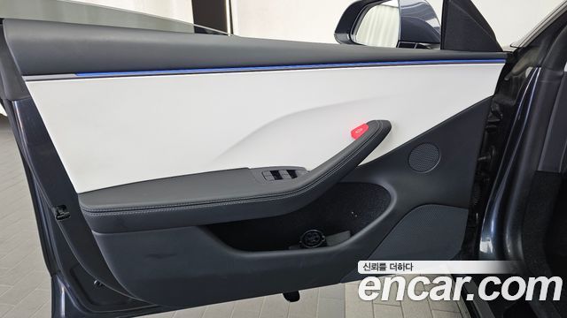Tesla Model 3 2025 — photo 14