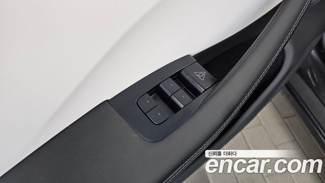 Tesla Model 3 2025 — photo 27