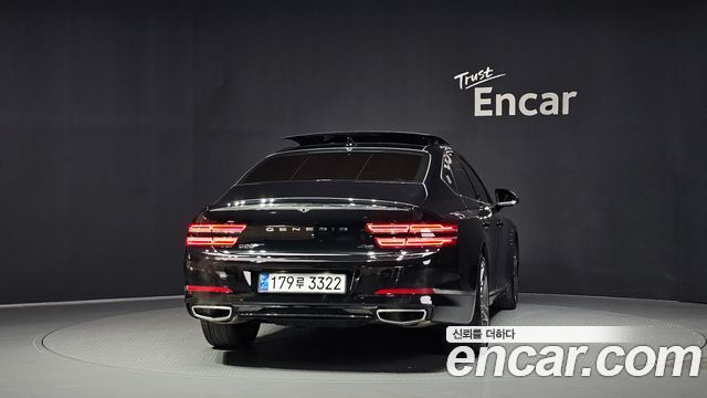 Genesis G80 2023 — photo 4