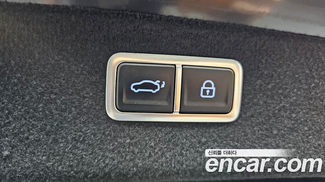 Genesis G80 2023 — photo 23