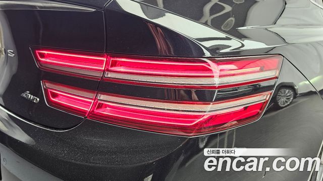 Genesis G80 2023 — photo 9