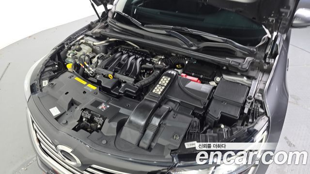 Renault Korea SM6 2020 — photo 6