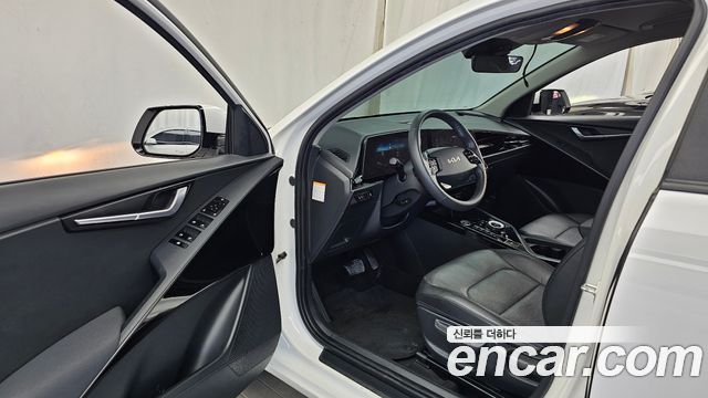 Kia Niro 2023 — photo 10