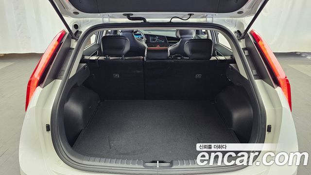 Kia Niro 2023 — photo 20