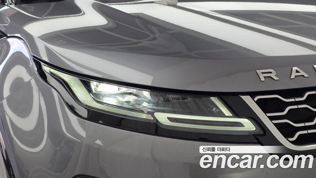Land Rover Range Rover Evoque 2020 — photo 8