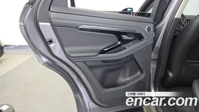 Land Rover Range Rover Evoque 2020 — photo 15