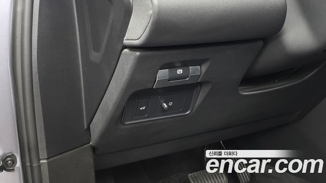 Land Rover Range Rover Evoque 2020 — photo 29