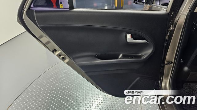 Kia morning 2016 — photo 15