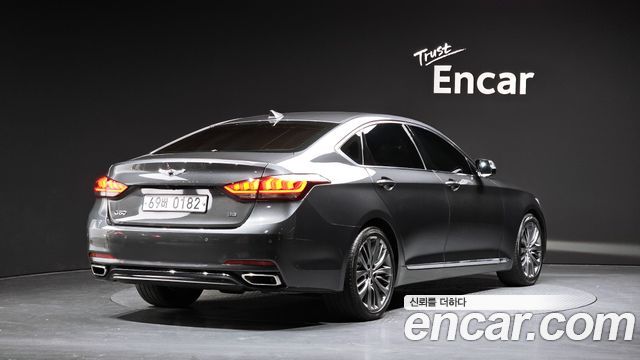 Genesis G80 2017 — photo 2