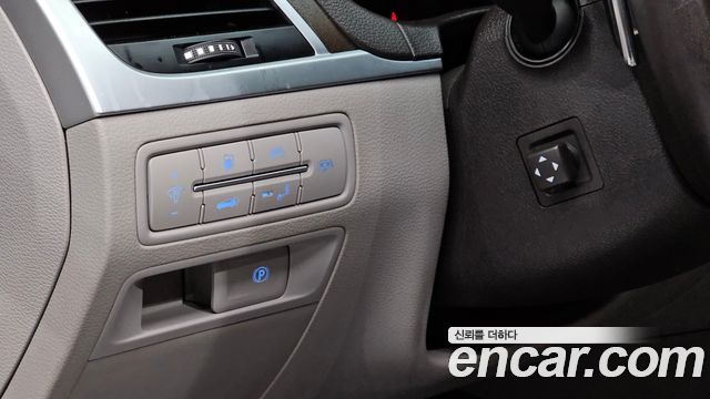 Genesis G80 2017 — photo 19