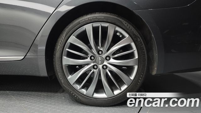 Genesis G80 2017 — photo 7