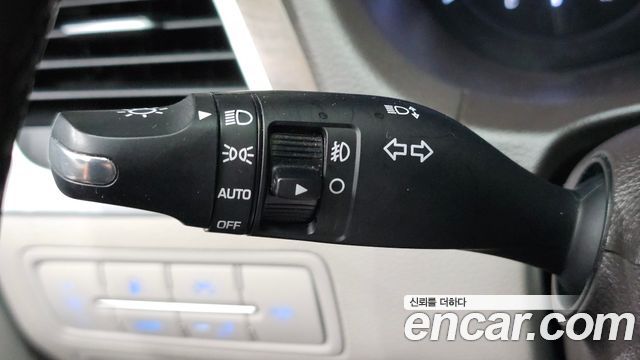 Genesis G80 2017 — photo 31
