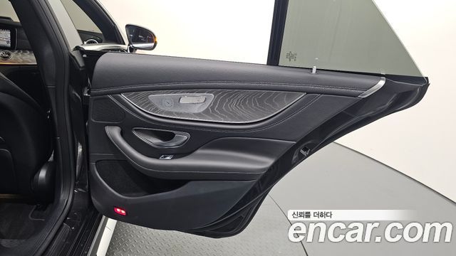 Mercedes-Benz AMG GT 2026 — photo 15