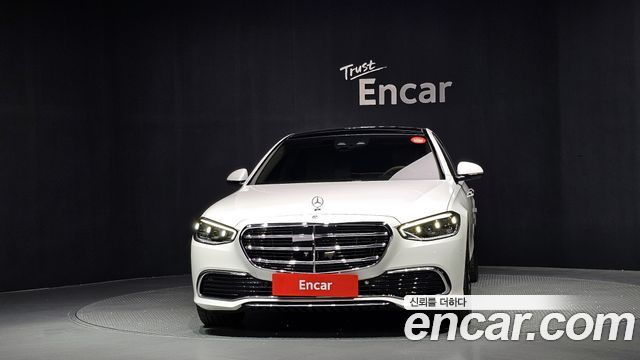 Mercedes-Benz S-Class 2025 — photo 3