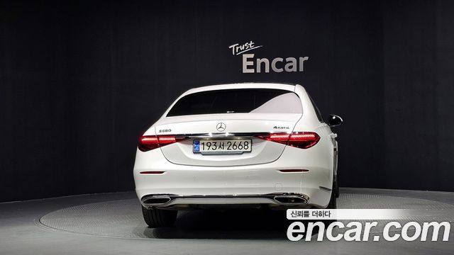 Mercedes-Benz S-Class 2025 — photo 4