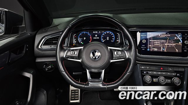 Volkswagen T-Roc 2021 — photo 19